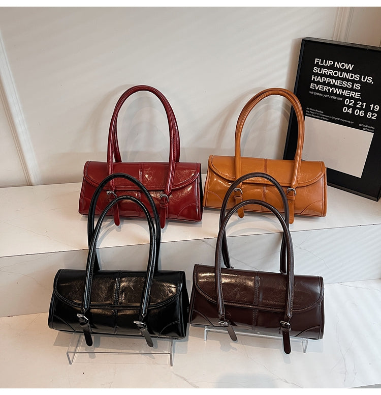VELORA Chic French-style vintage underarm bag—stylish, versatile, and elegant.