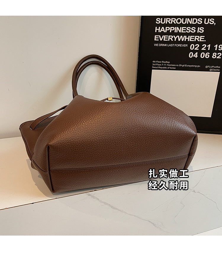 VELORA Stylish Retro Pleated Commuter Tote – A Unique Leather Shoulder Bag